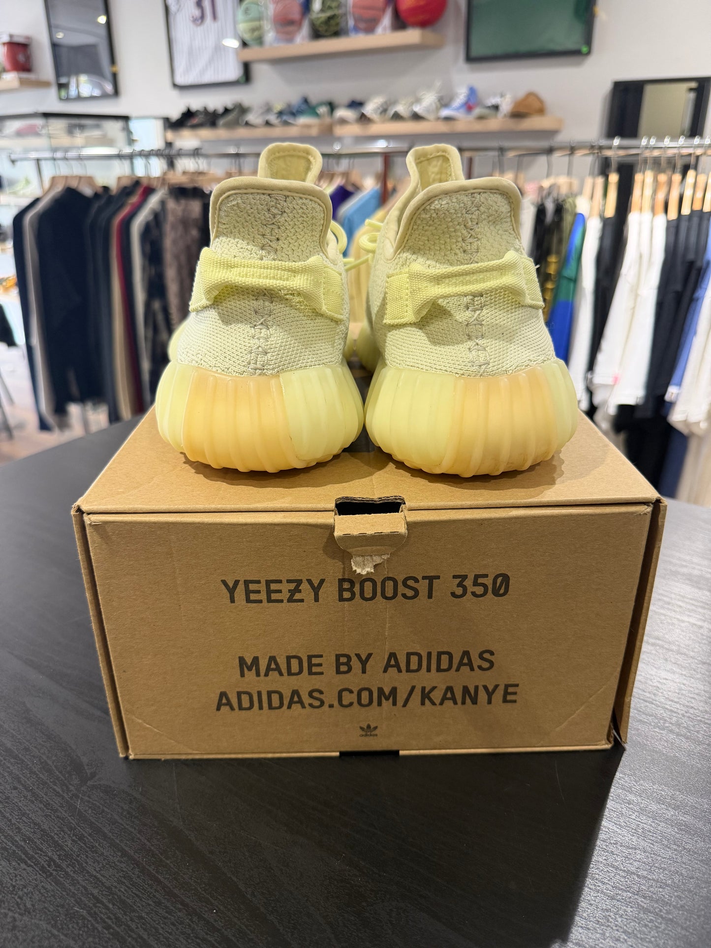 Yeezy 350 v2 Butter