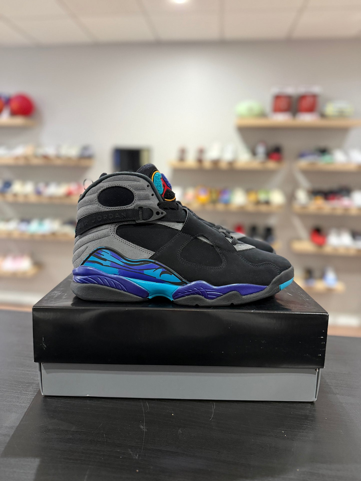Jordan 8 Aqua