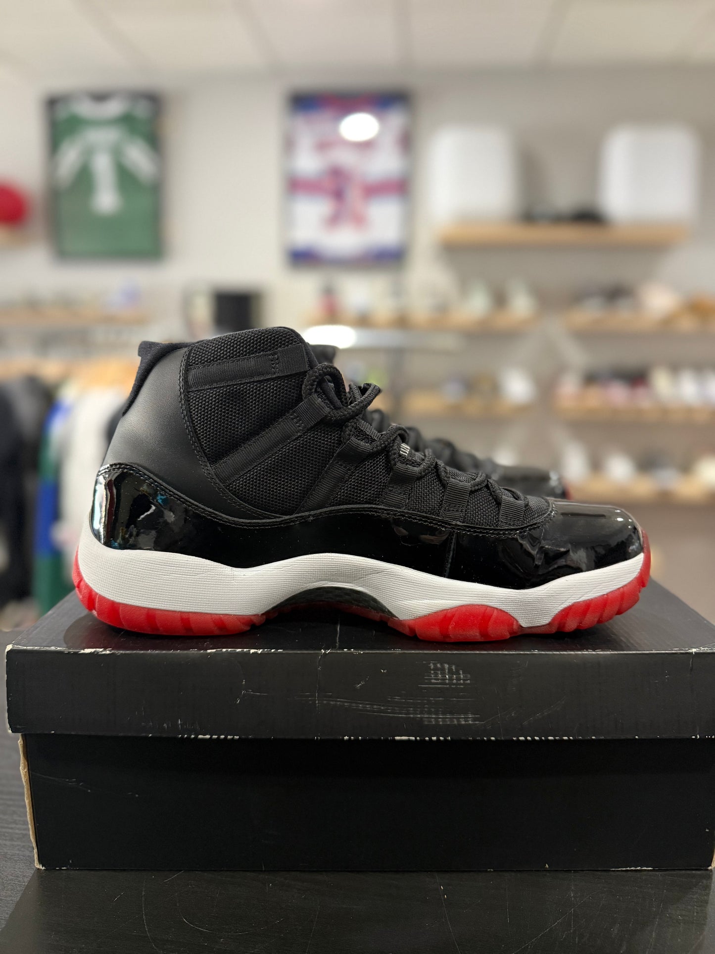 Jordan 11 Retro Bred