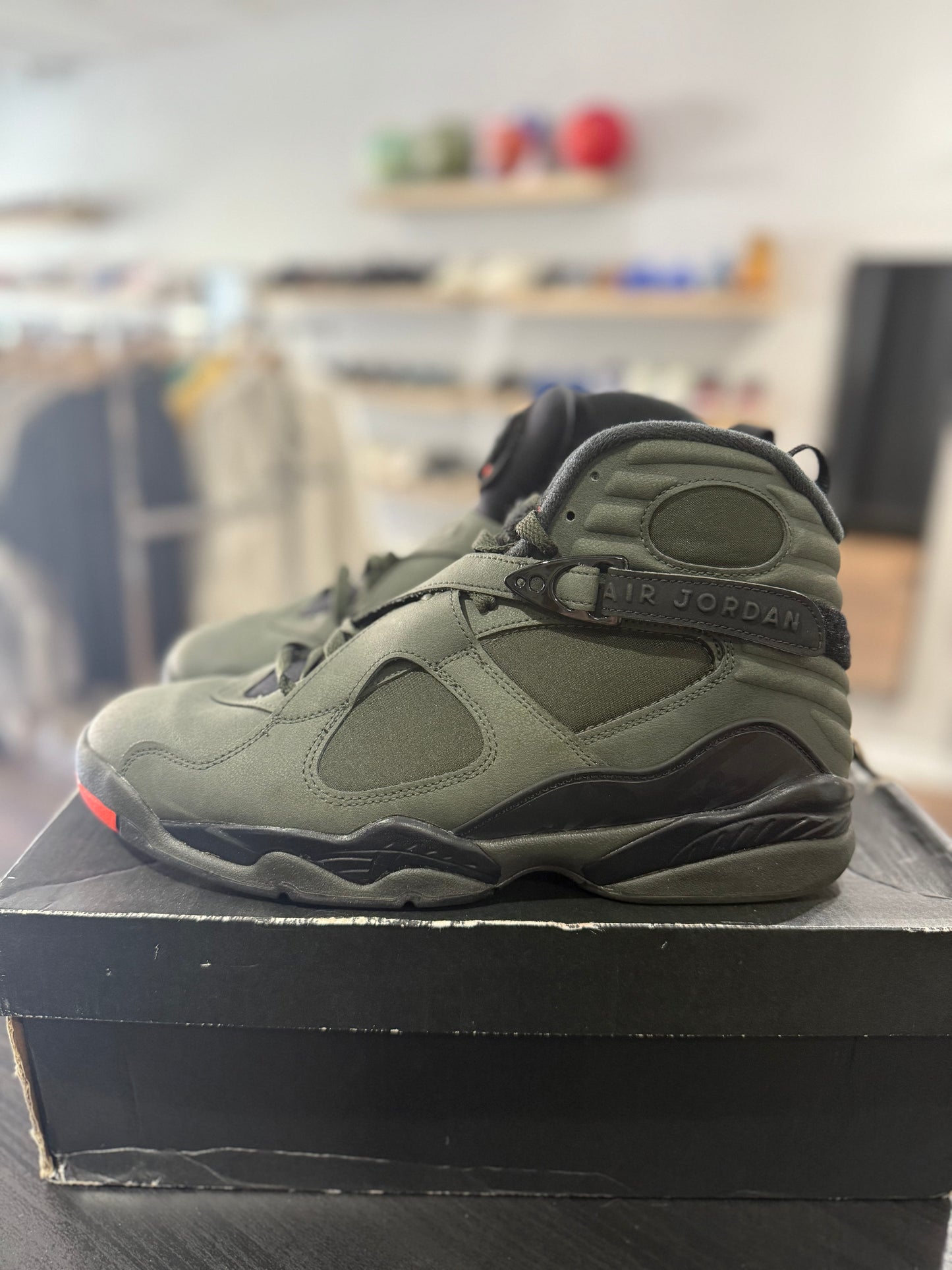 Take Flight Undefeated Jordan 8 (Used)