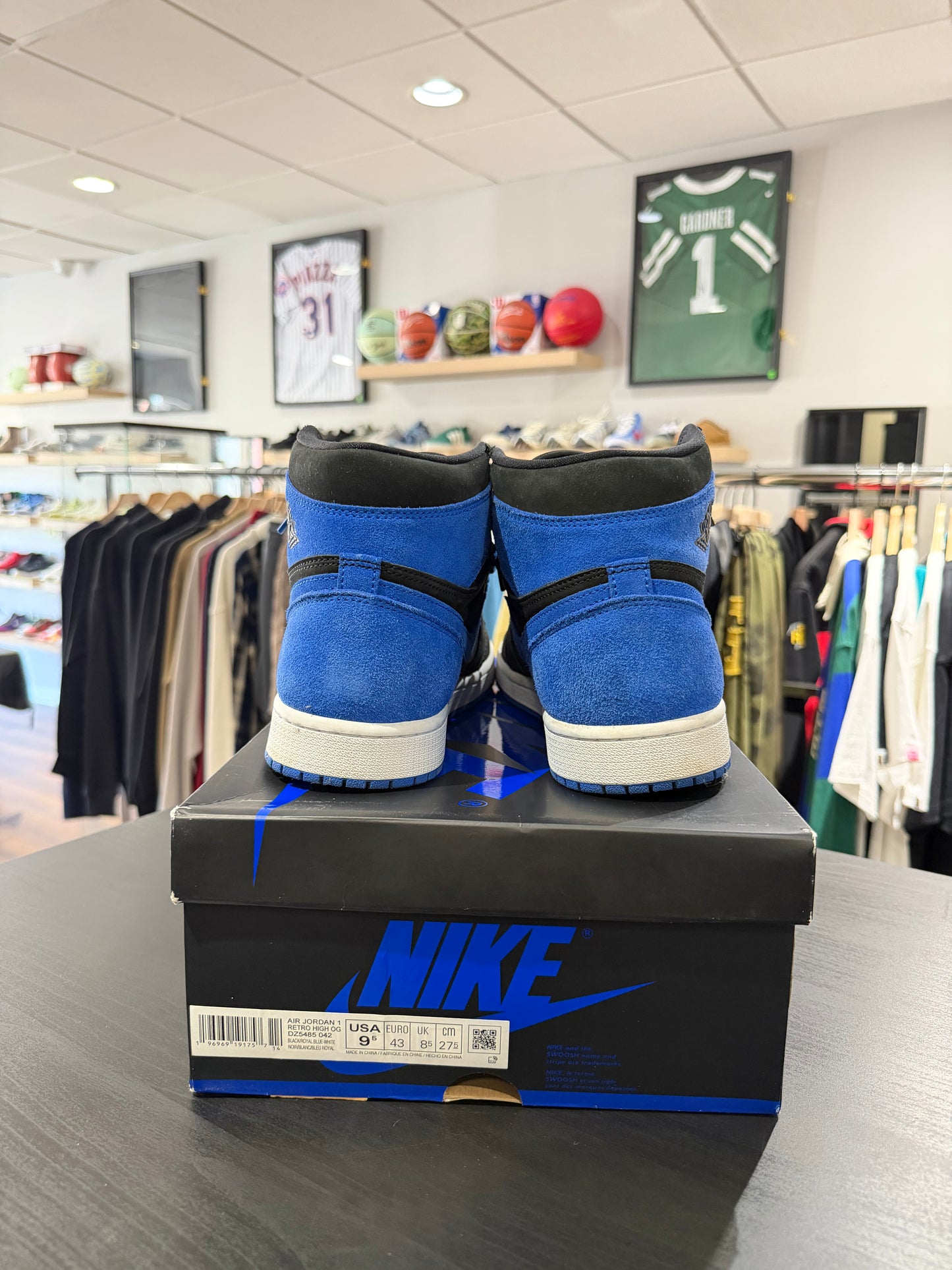 Jordan 1 High 'Royal Reimagined'