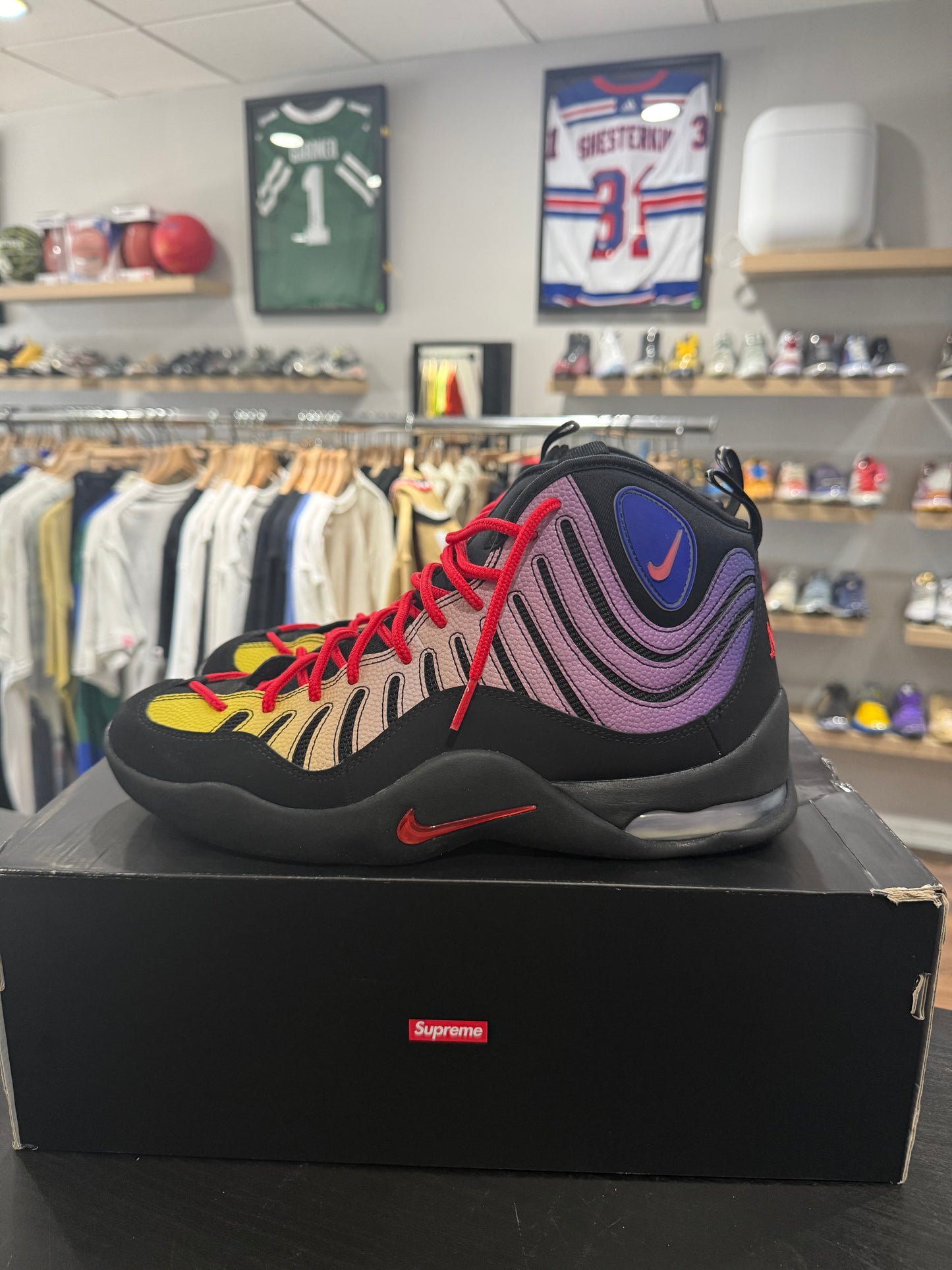 Supreme x  Air Bakin Black Gradient