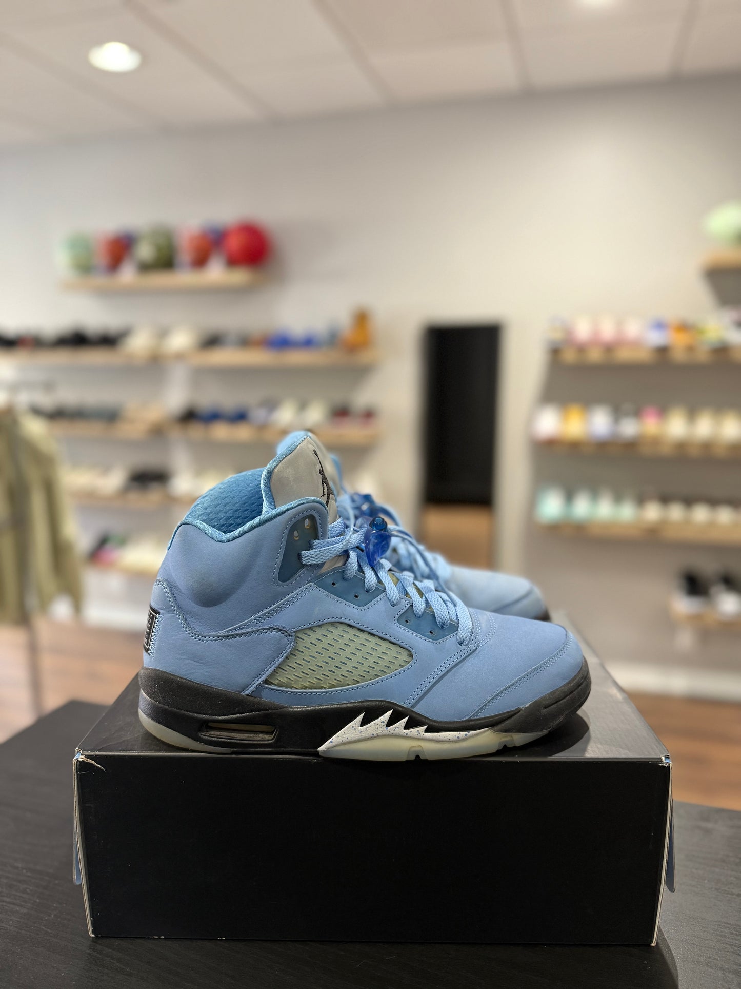 Jordan 5 UNC (Used)