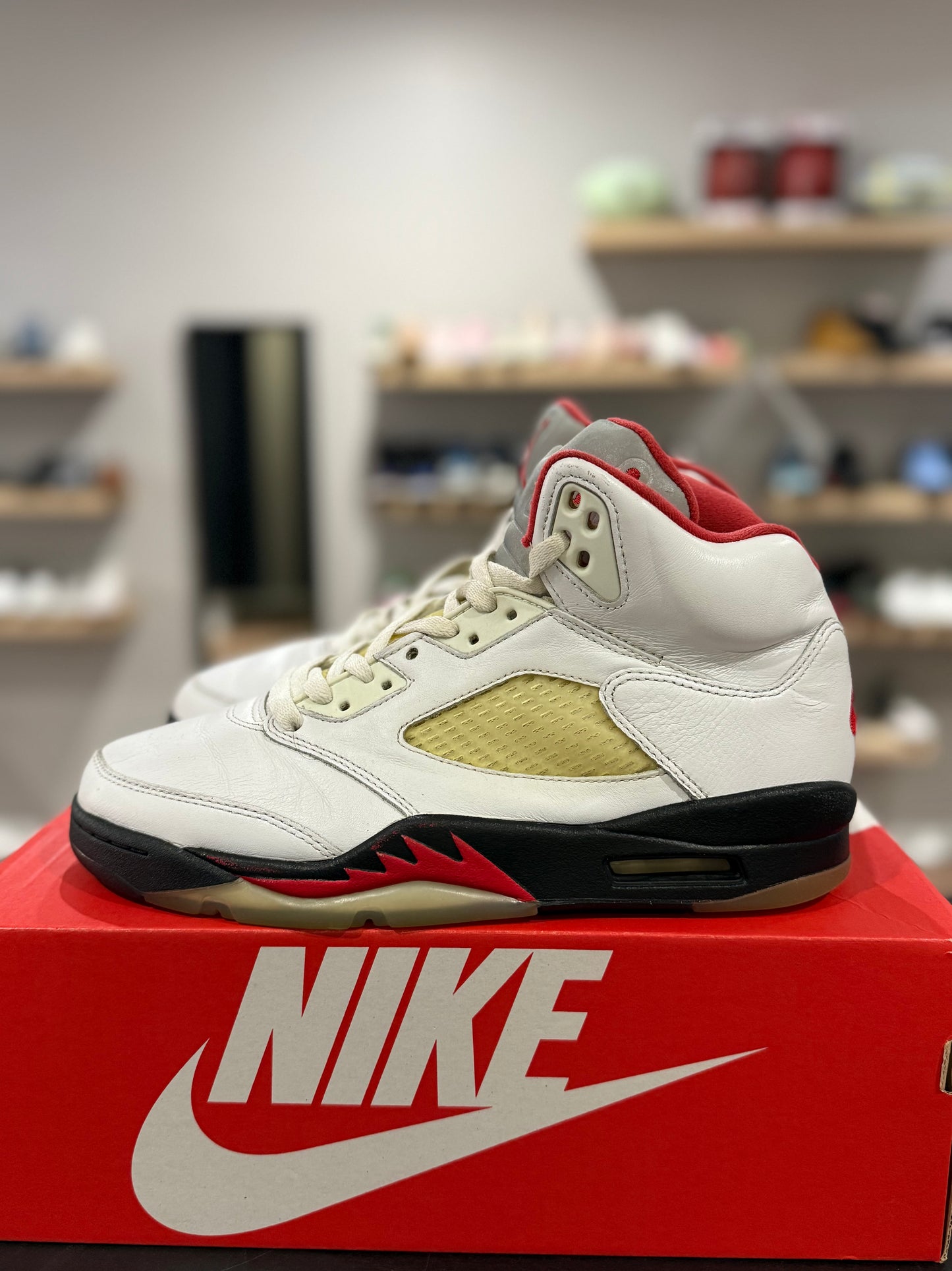 Jordan 5 Fire Red Silver Tounge (Used)