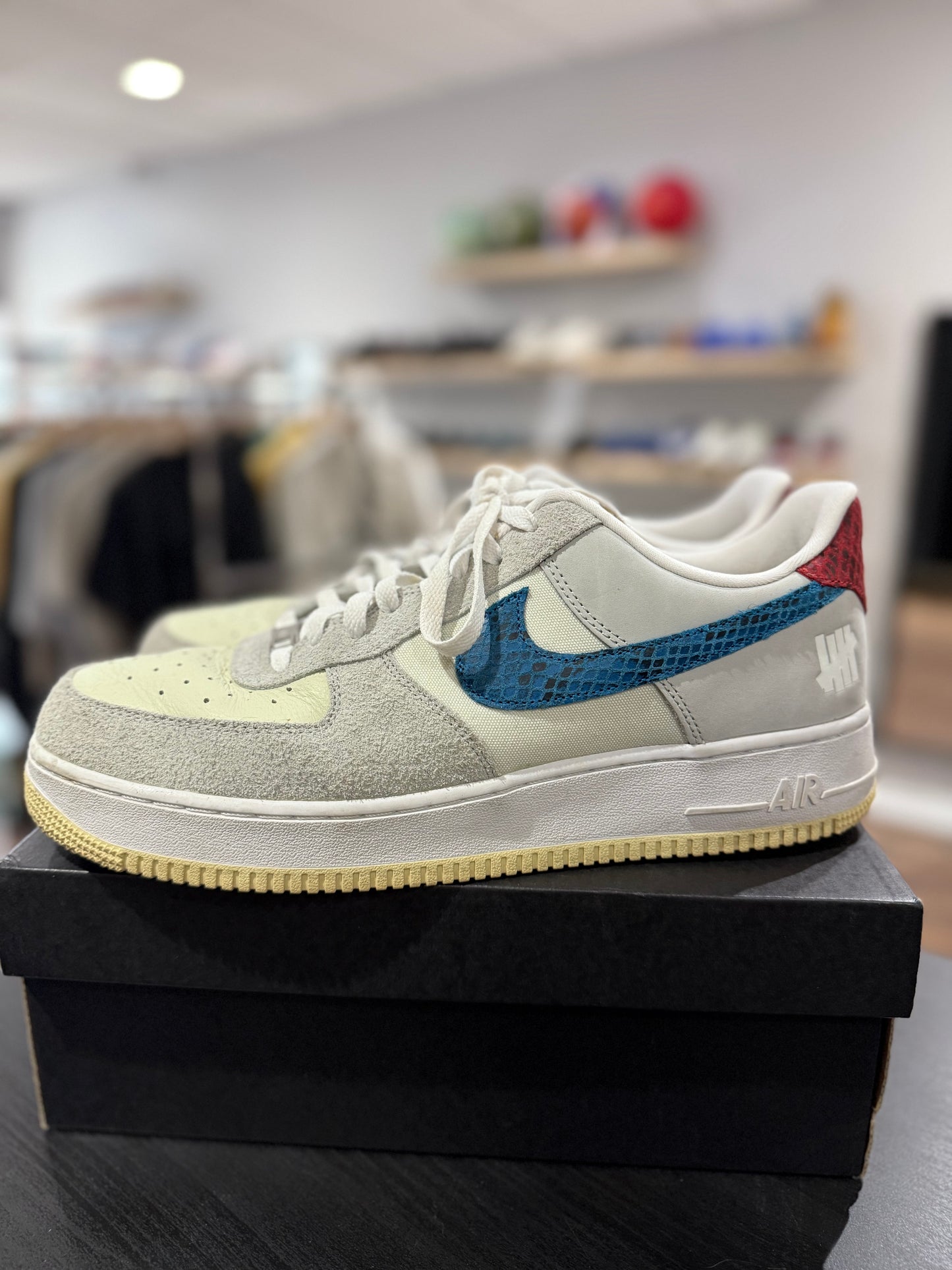 Undefeated Air Force 1 Low (Used)