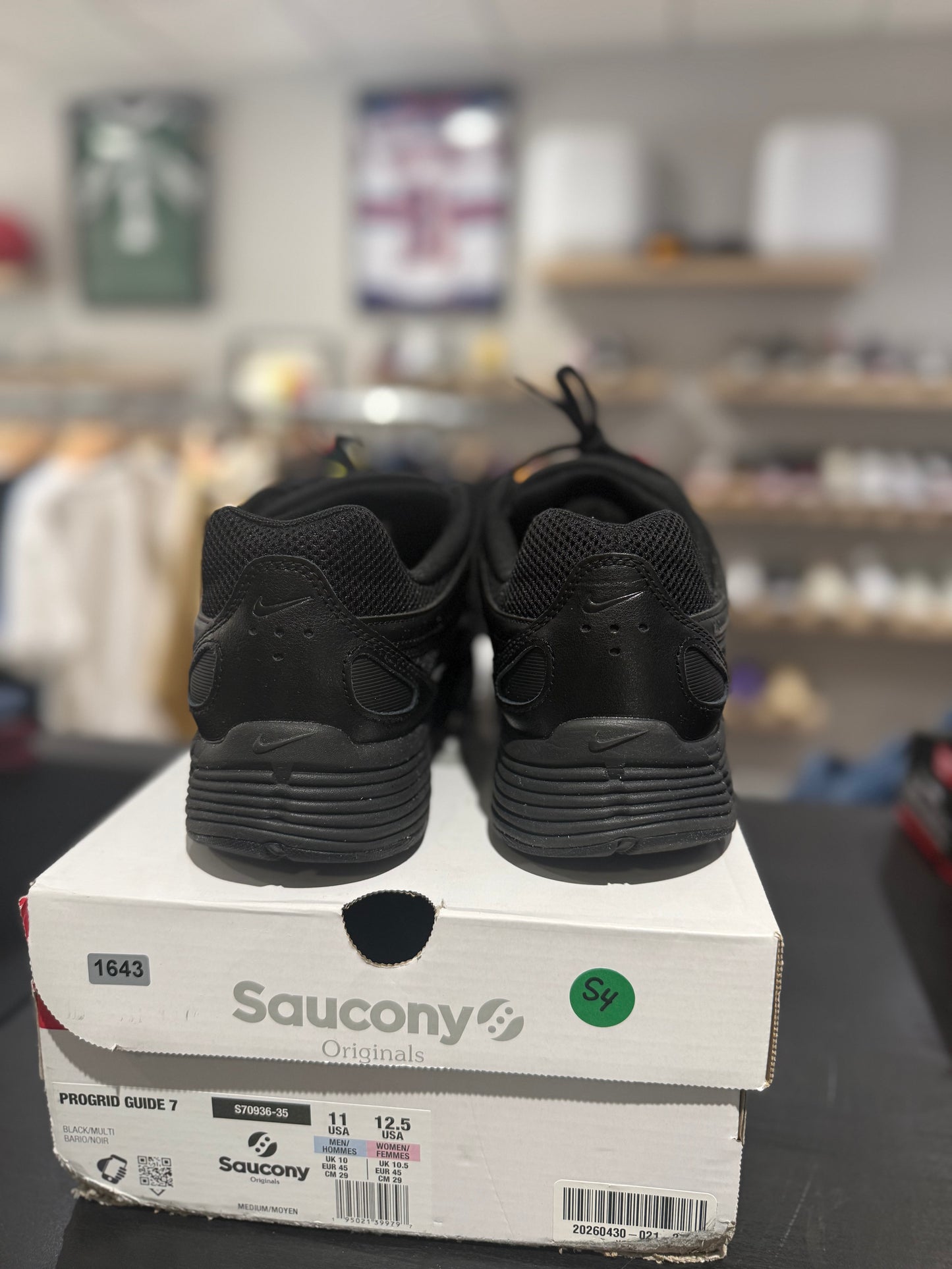 P-6000 Black