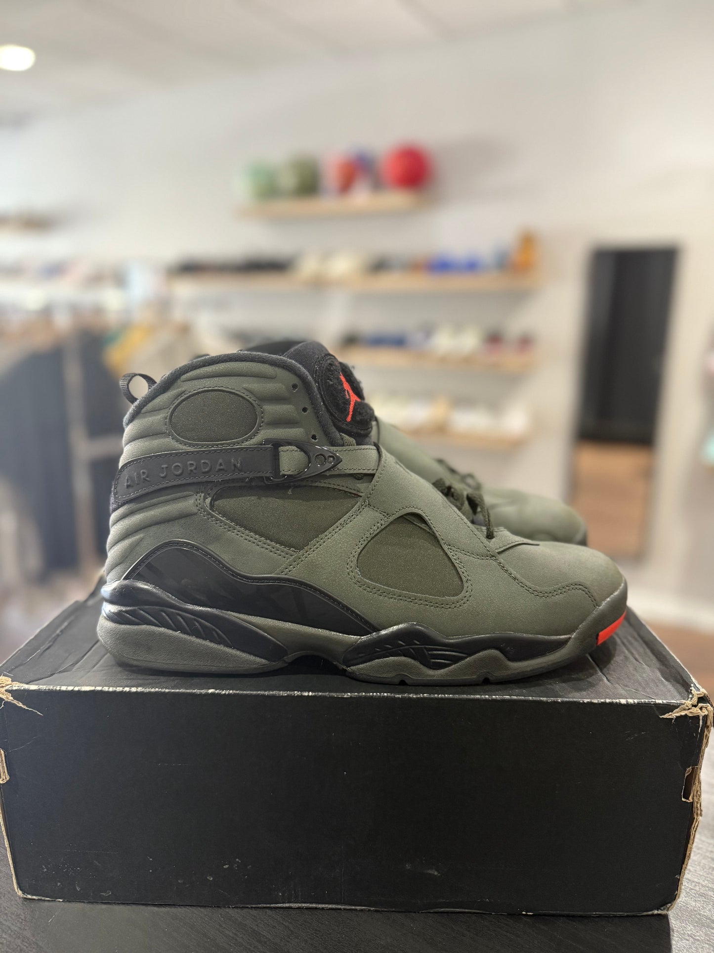 Take Flight Undefeated Jordan 8 (Used)