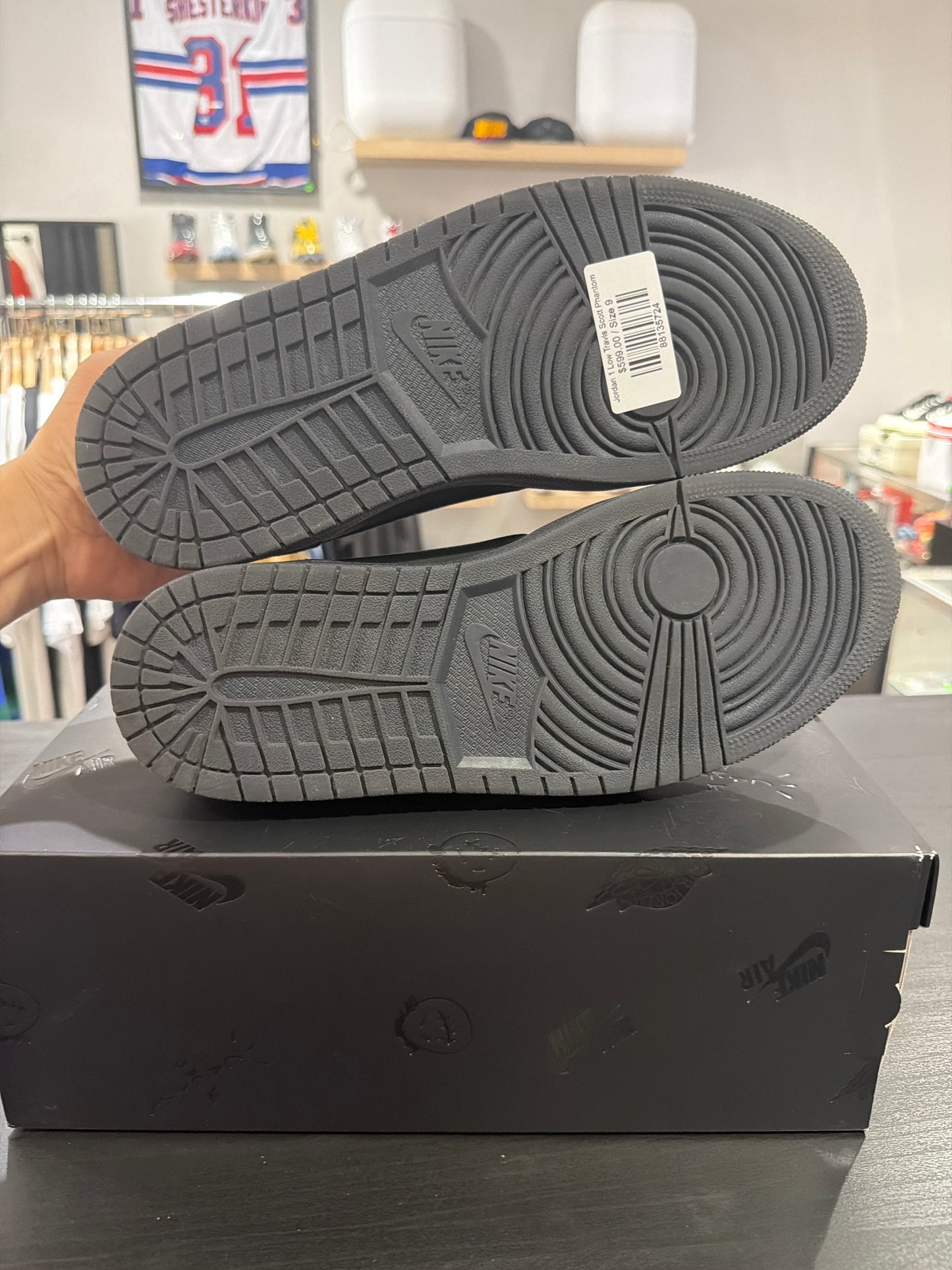 Jordan 1 Low Travis Scott Phantom
