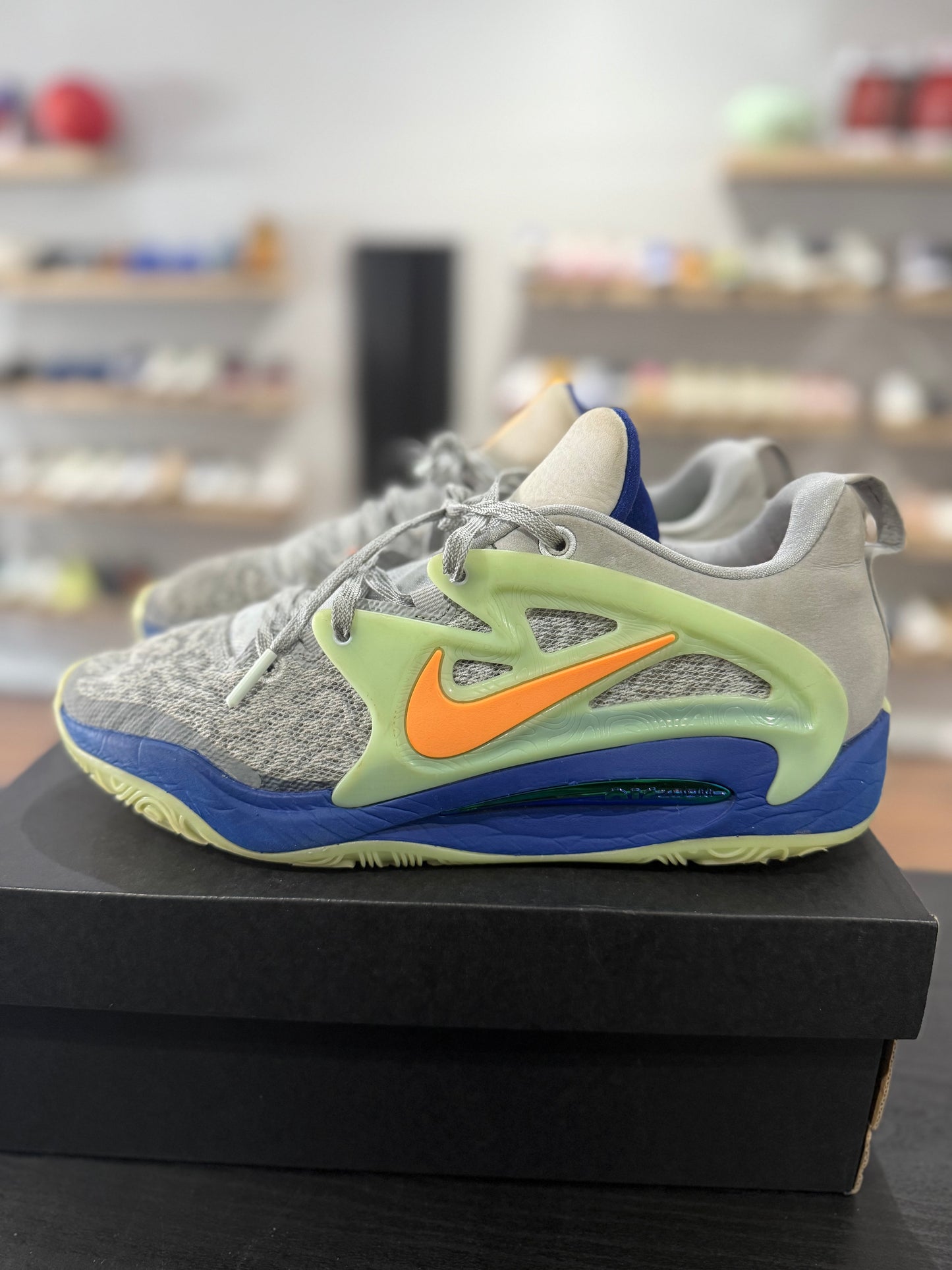 9th Wonder KD 15 (Used)