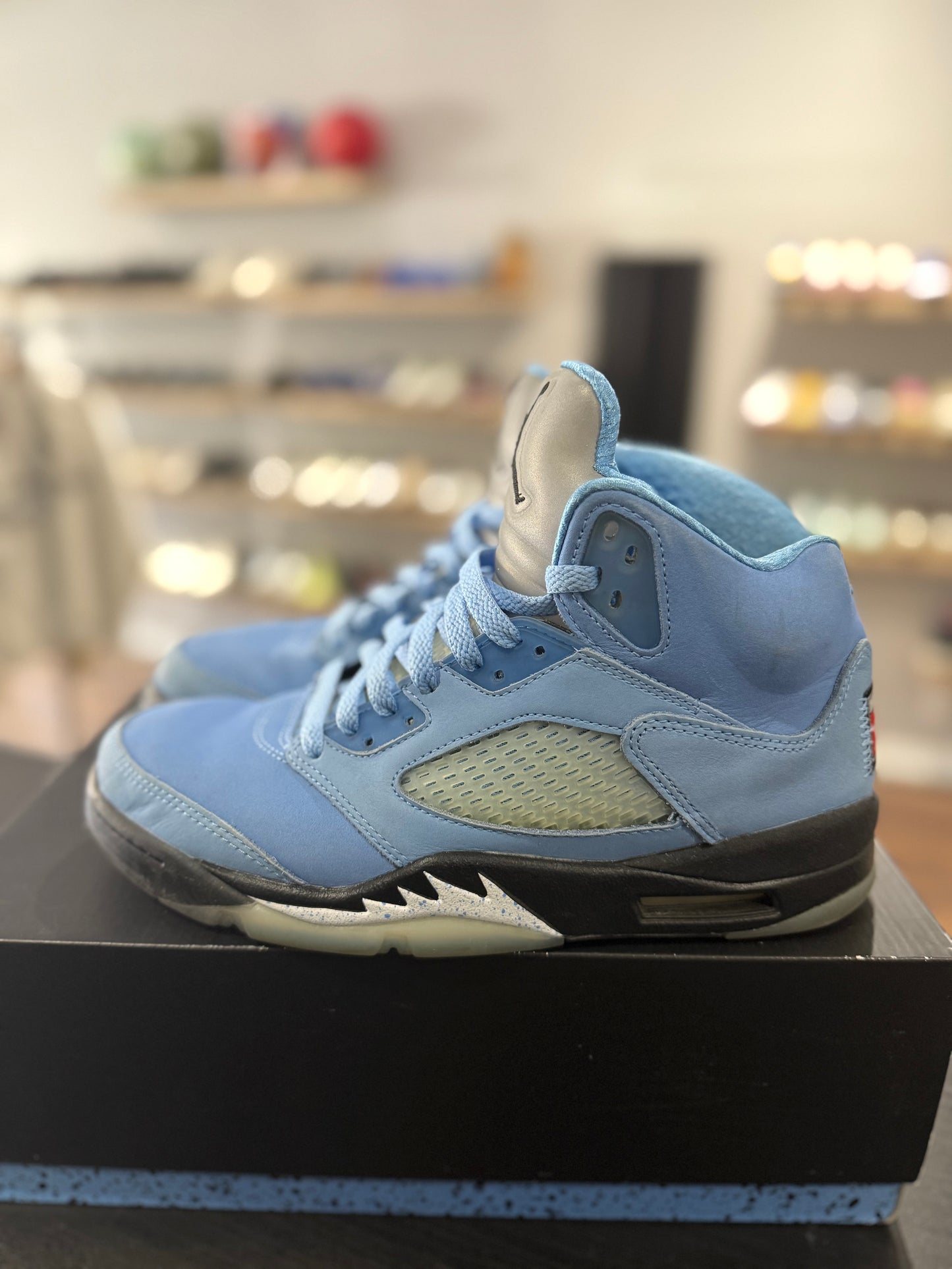 UNC Jordan 5 (Used)