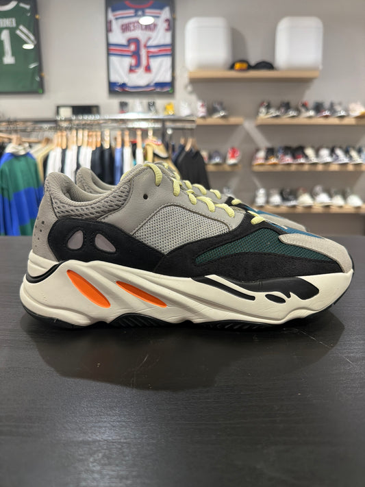 Yeezy 700 Wave Runner