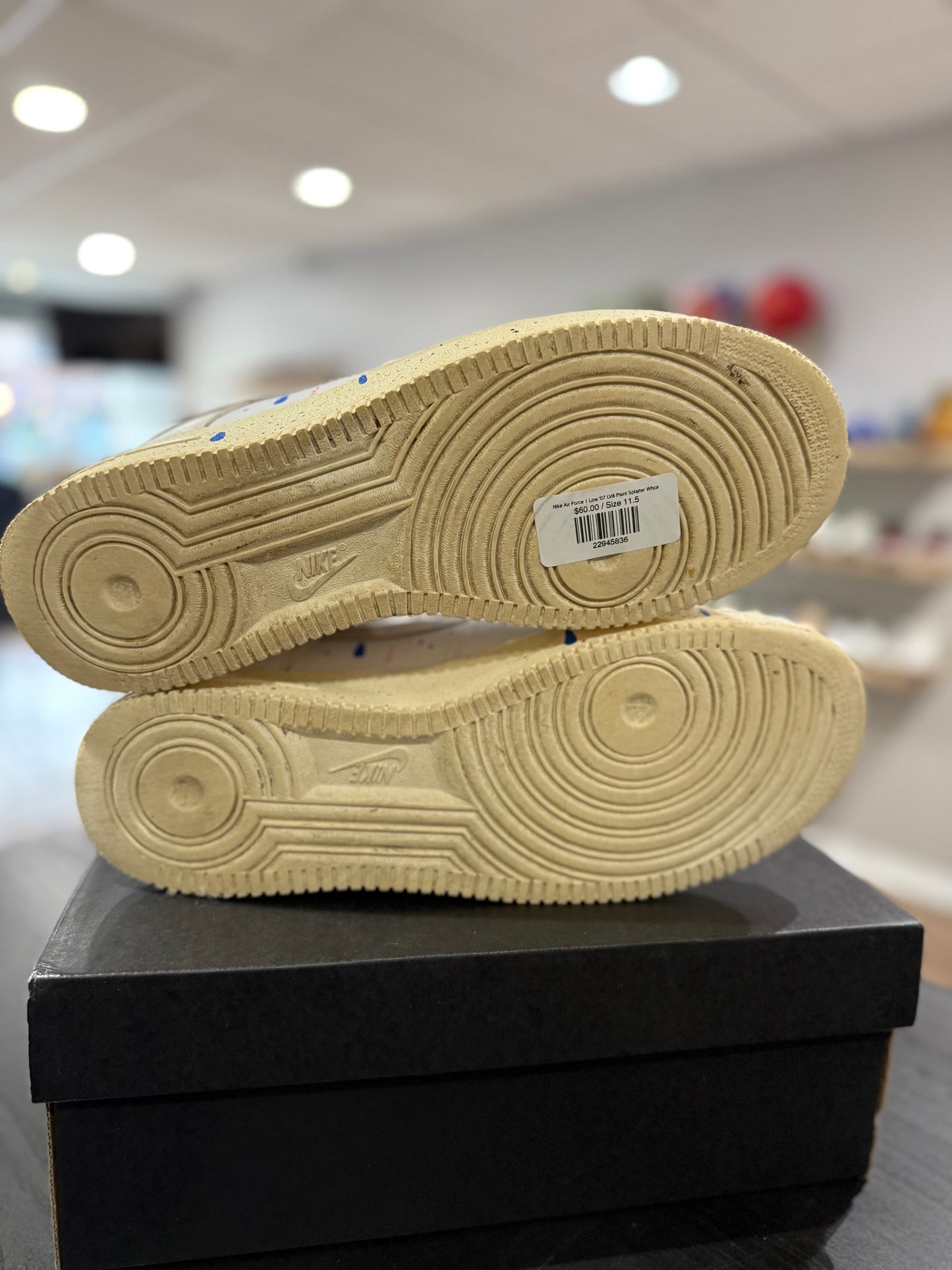 White Paint Splatter Air Force 1 Low (Used)