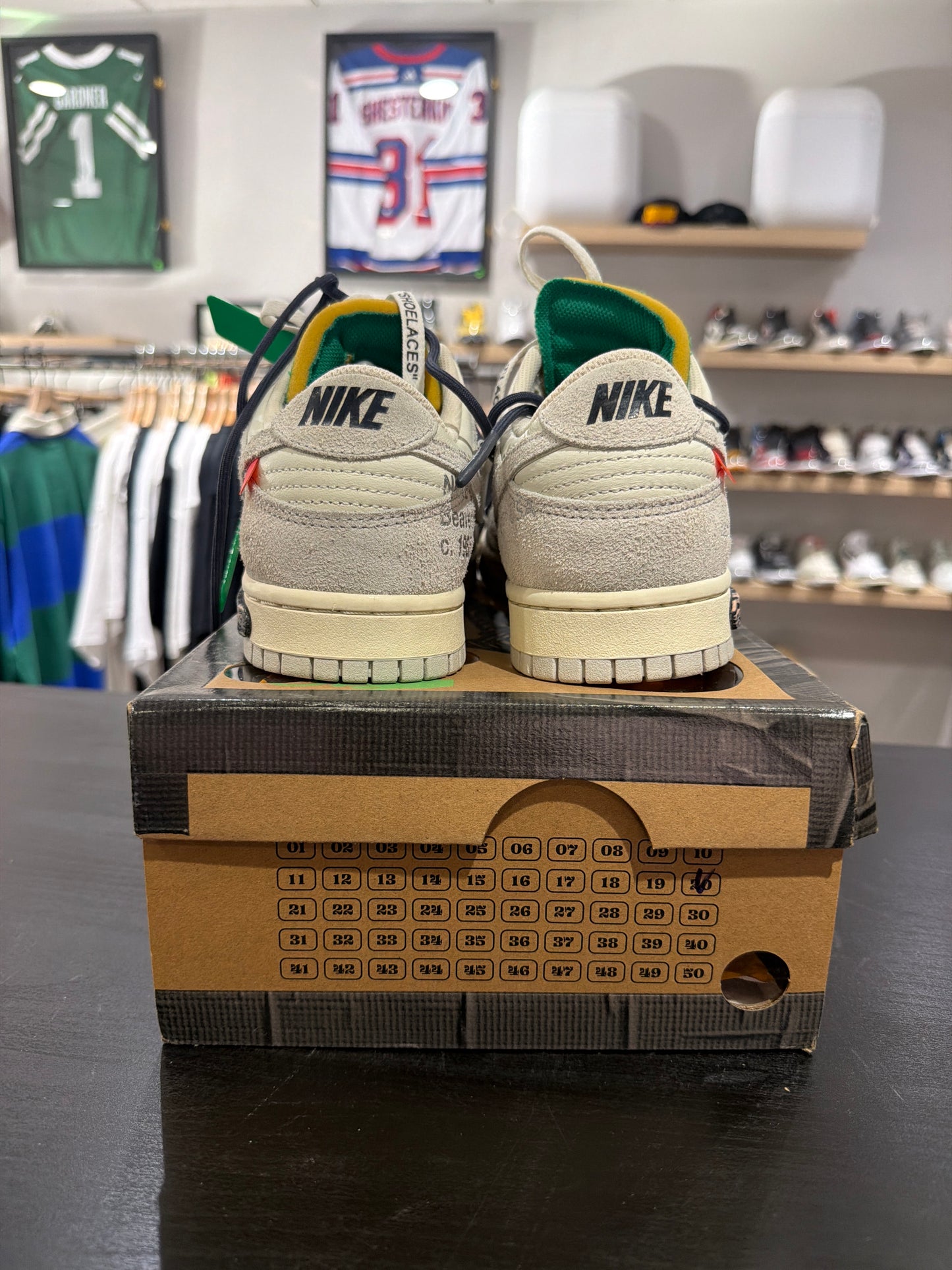 Dunk Low Off White Lot 20