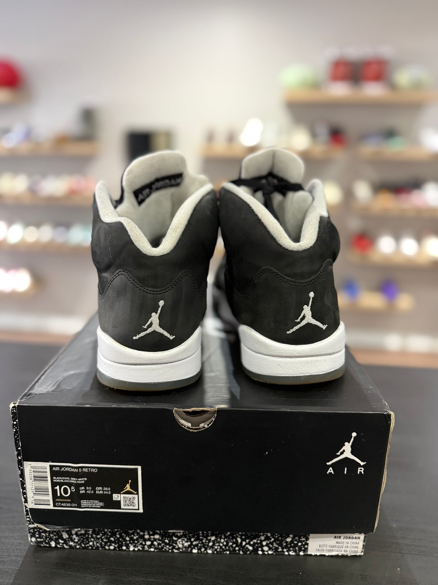 Jordan 5 Moonlight