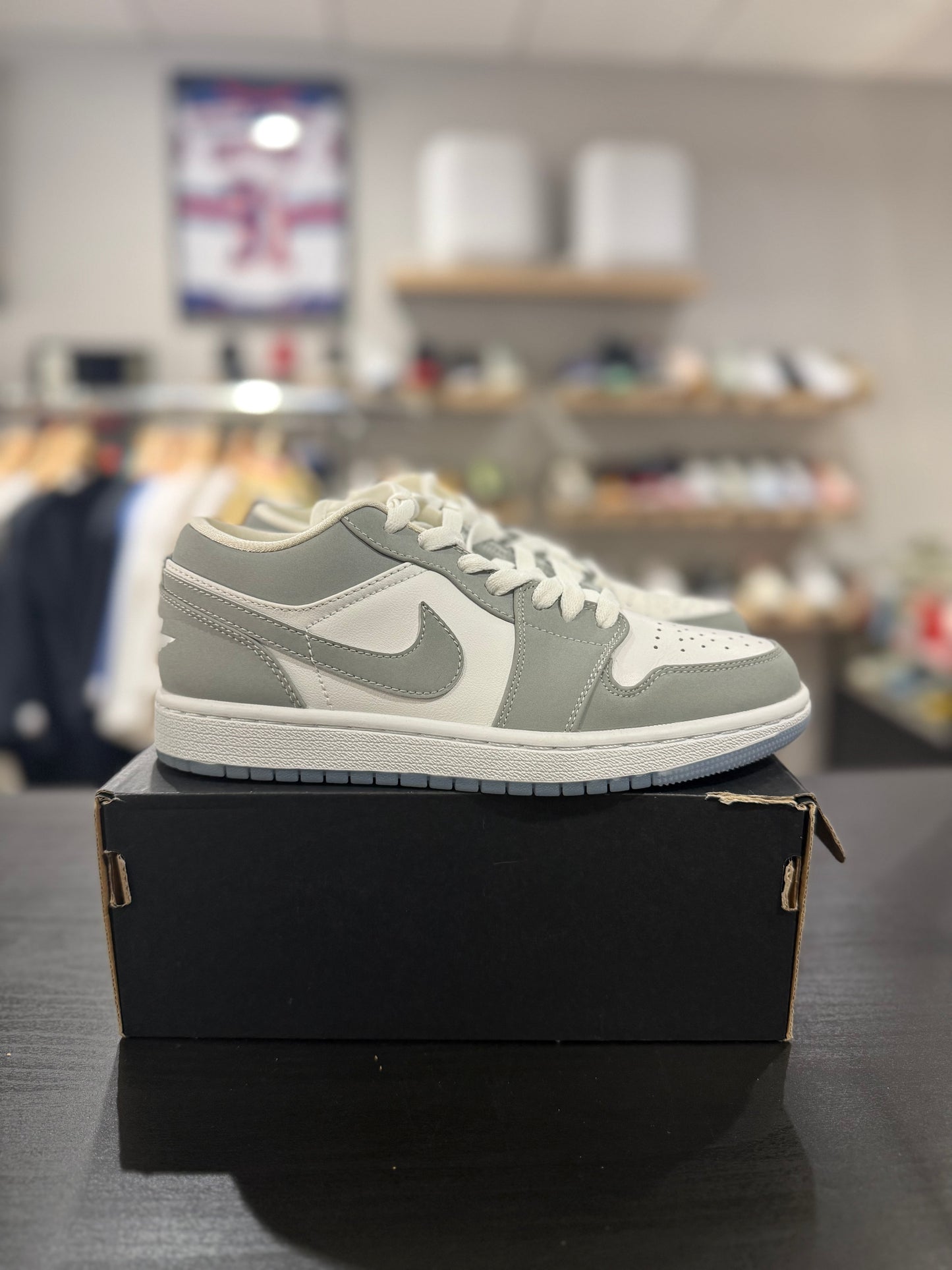 Air Jordan 1 Low Wolf Grey
