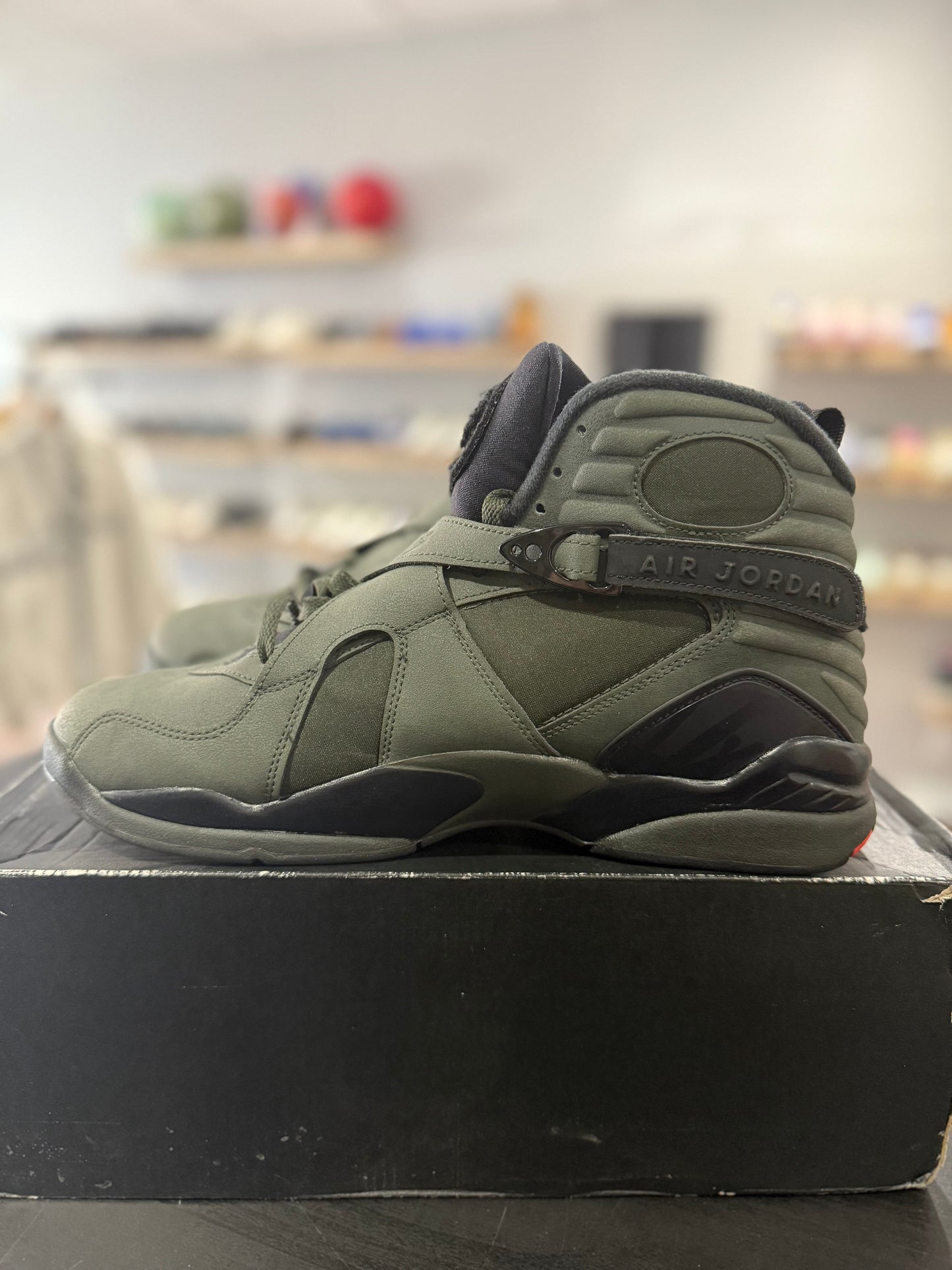 Take Flight Undefeated Jordan 8 (Used)