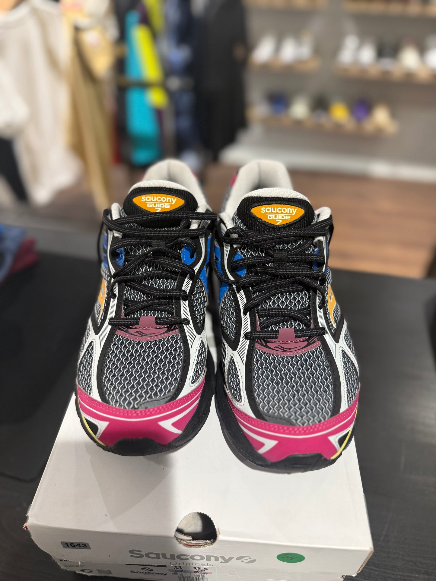 Saucony Guide 7 Black Multi