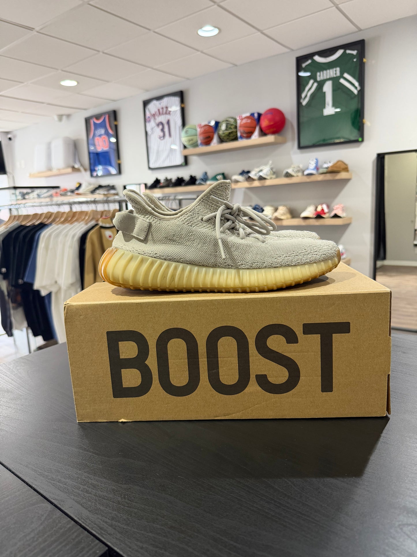 Yeezy Boost 350 v2 ‘Sesame’